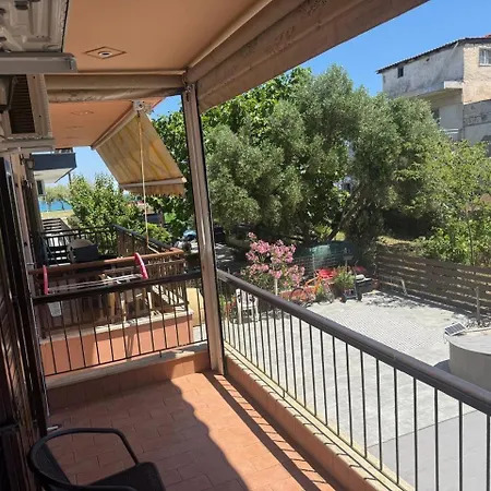 Dimopoulos House *